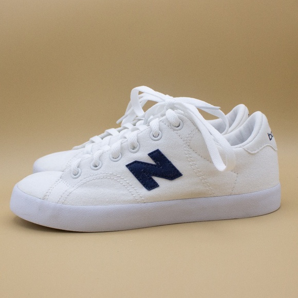 New Balance Pro Court White Canvas Shoes KLCRTWNY Youth Size 5 - Picture 1 of 8